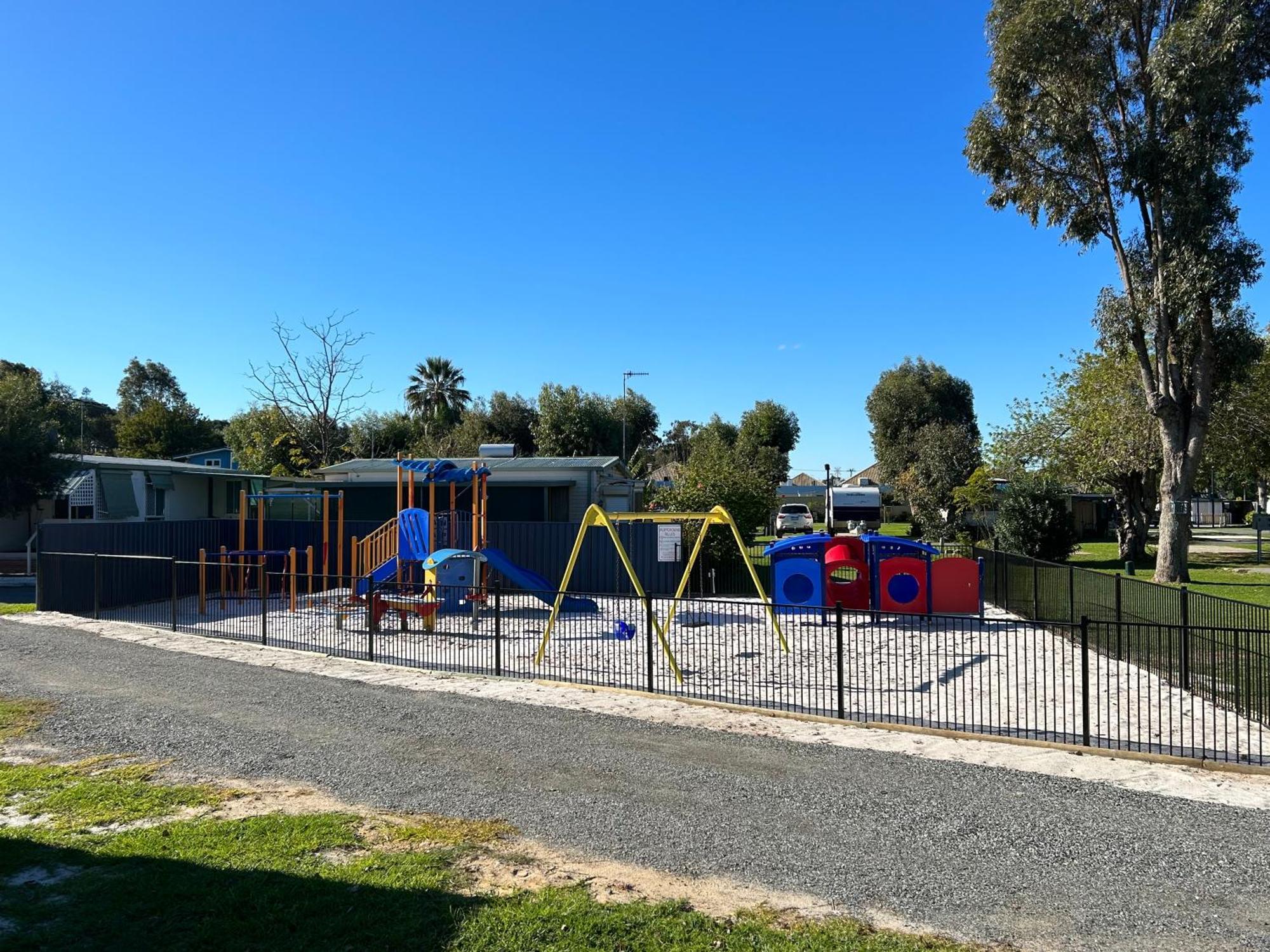 Mandurah Coastal Holiday Park Extérieur photo